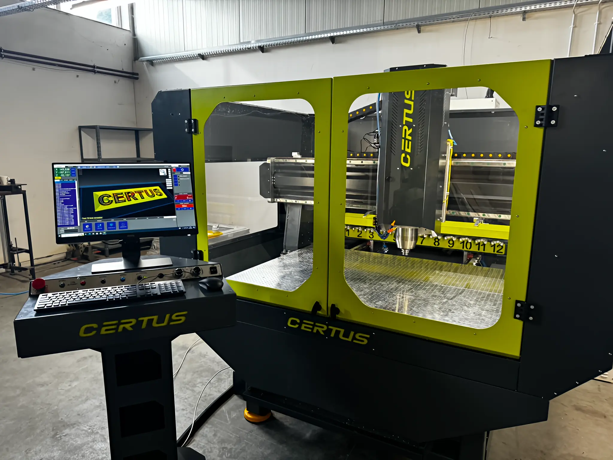 Szczegóły Frezarki CNC HMM-GT