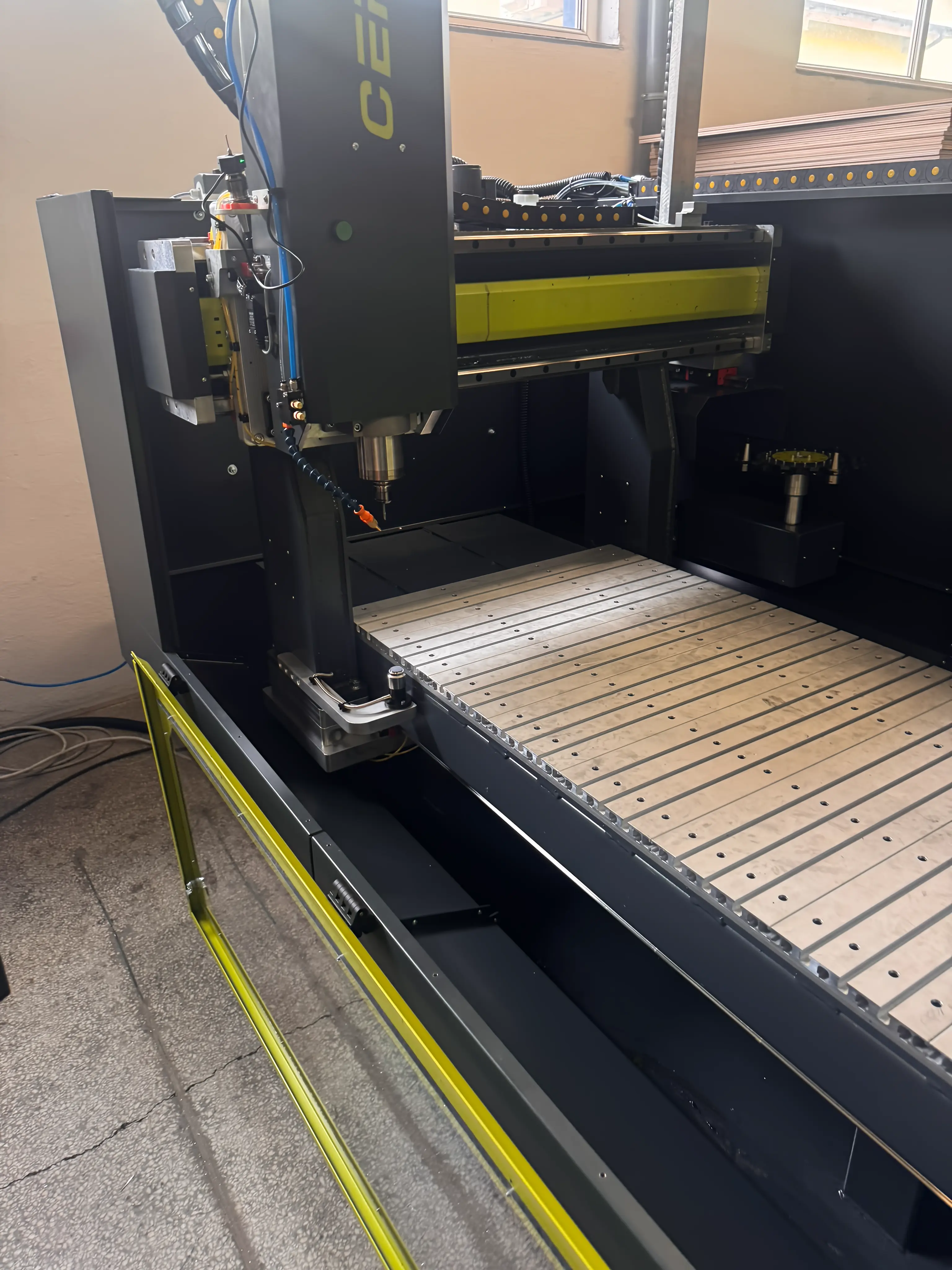 Szczegóły Ploter Przemysłowy HPP-CT